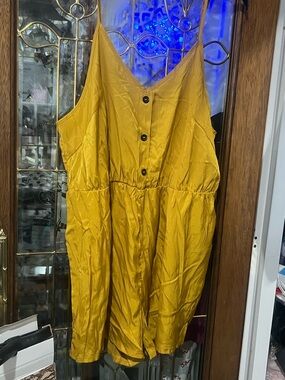 SHEIN Mustard Yellow Button-Front Sleeveless Romper cool fresh light weight 3x